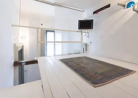 Charming 80sqm In The Heart Lägenhet